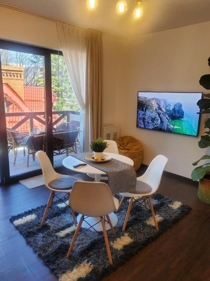 Casa Larisa - Wolves Apartment Sinaia Zewnętrze zdjęcie